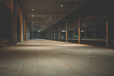 Small thumbs full width